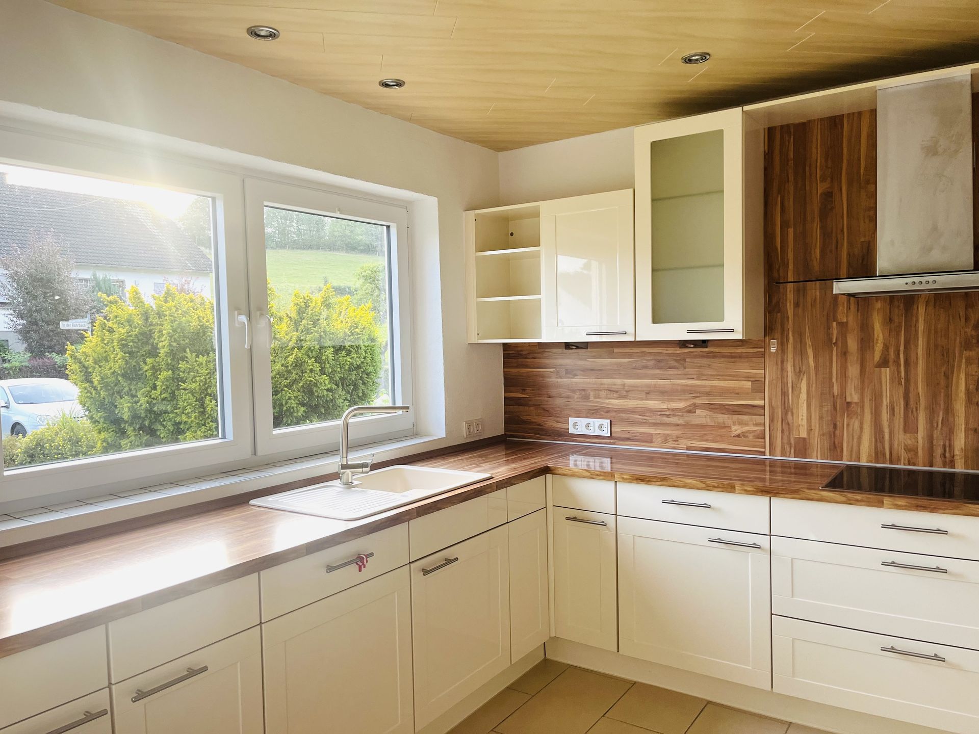 Kirchhundem-Rahrbach: 5ZKB mit Einbauküche und großer Terrasse provisionsfrei zu vermieten