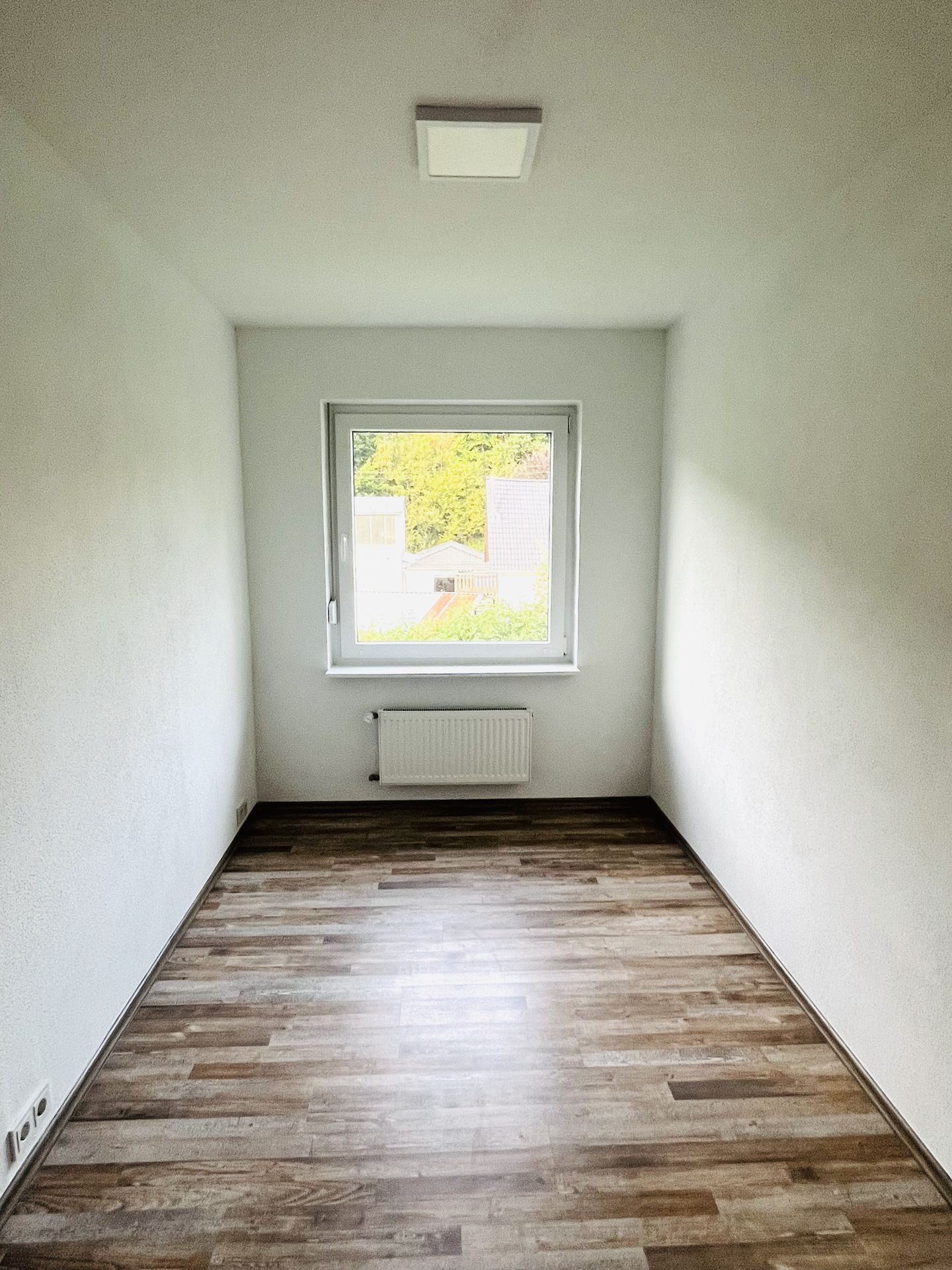 Kirchhundem-Rahrbach: 5ZKB mit Einbauküche und großer Terrasse provisionsfrei zu vermieten